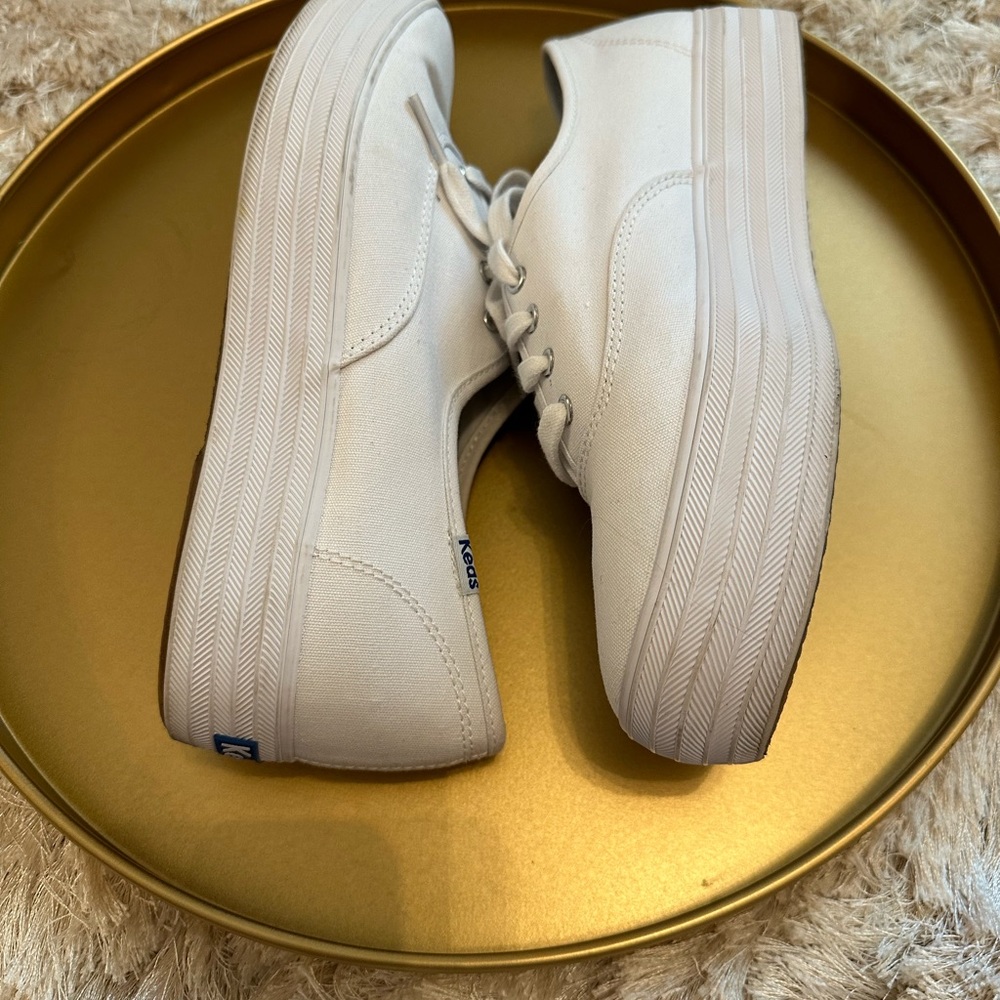 Keds, white sneakers, platform. Pristine!